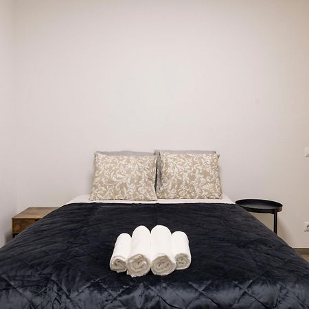 Deluxe Central Elizabeth Residence W/ 4Bedrm, 2Bathrm, 1Lvngrm Budapest Bagian luar foto