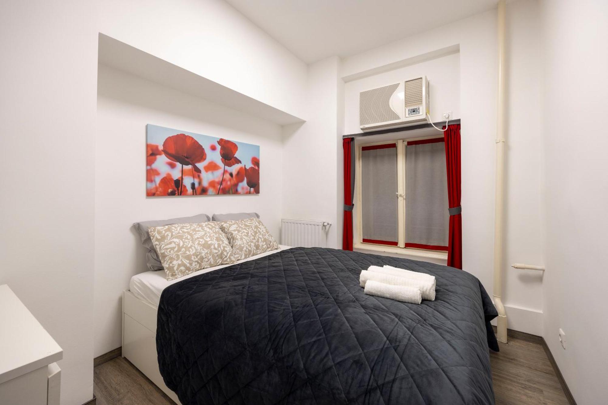 Deluxe Central Elizabeth Residence W/ 4Bedrm, 2Bathrm, 1Lvngrm Budapest Bagian luar foto